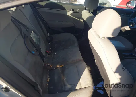 2017 Hyundai Elantra Se из США, поврежденный, VIN 5NPD74LF6HH142419